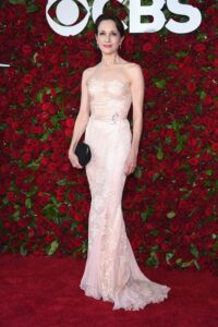 Bebe Neuwirth