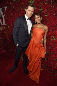 Ο Andrew Rannells και η Nikki M.